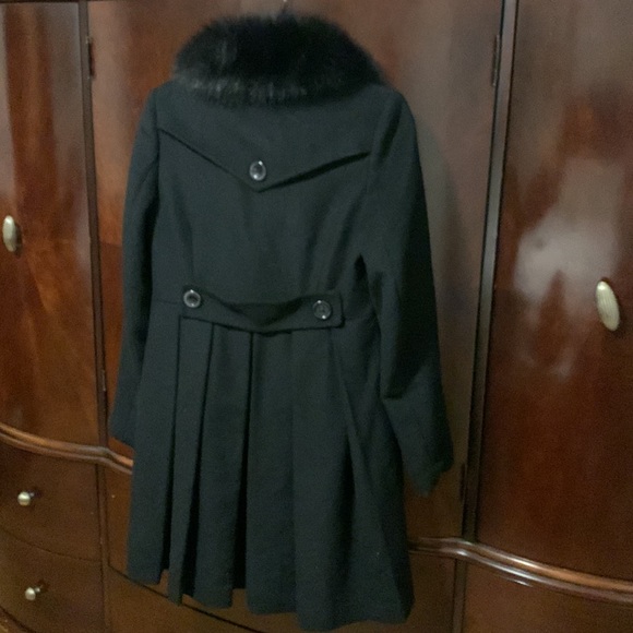1 Madison Limited Collection coat with removable genuine fox fur collar - Picture 4 of 13